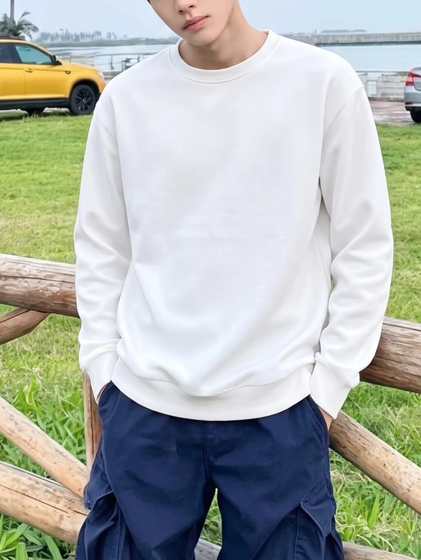Men's Casual Round Neck Sports Shirt, Suitable for Outdoor Sports and Multi-functional Indoor Wear, Basic Daily Commuting Style