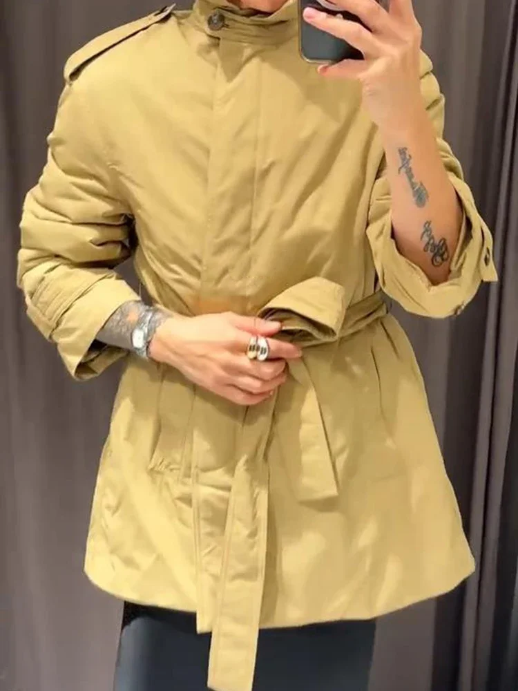 ملابس خارجية للشارع لخريف 2025 معطف متوسط الطول بياقة واقفة وأكمام طويلة وصدر واحد