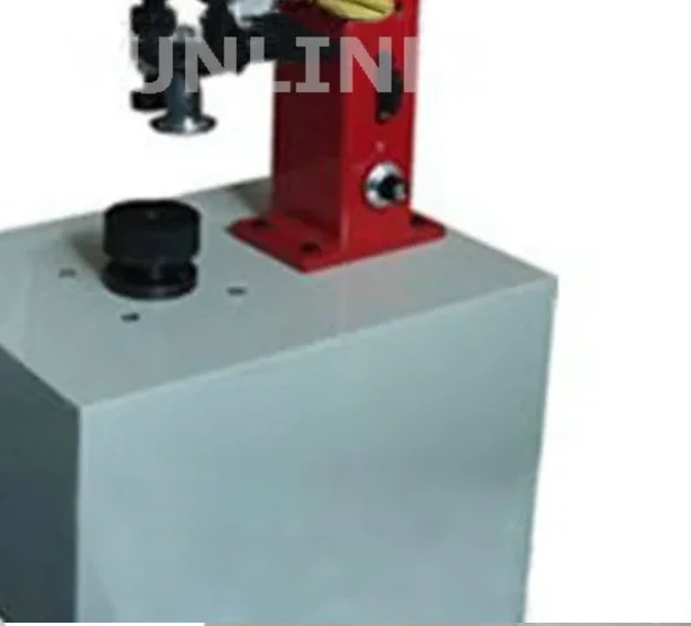 Oral Liquid Capping Machine Juice Beverage Sealing Machine Xilin Bottle Abe Bottle Aluminum Cap Sealing Machine KFJ-1035