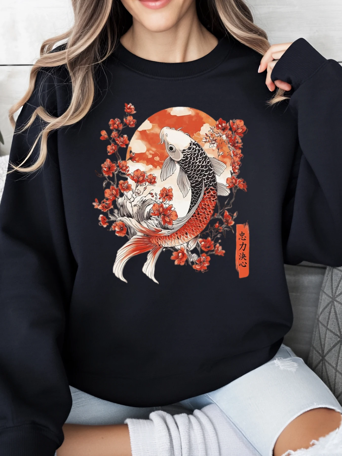 

Толстовка с принтом рыбы кои и вишни на Хэллоуин, женская повседневная одежда, черный, больших размеров