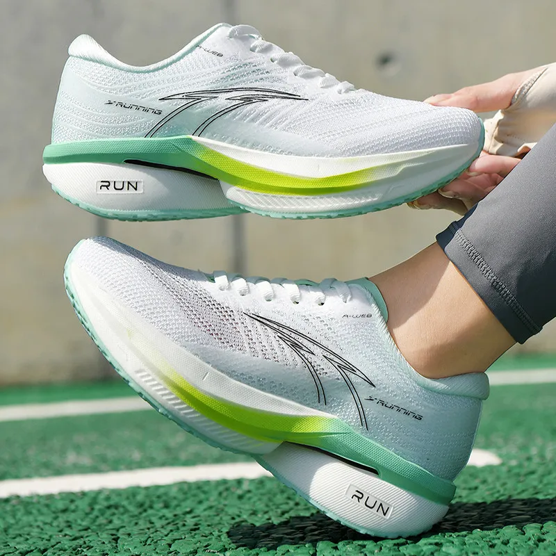 

Running Shoes 2025 Lightweight Breathable Mesh Sports Shoes for Teenagers Fashionable Running Shoes Sizes 36-44