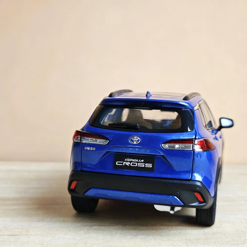 1:18 Scale Toyota Corolla Cross Simulated Static Alloy Die-cast