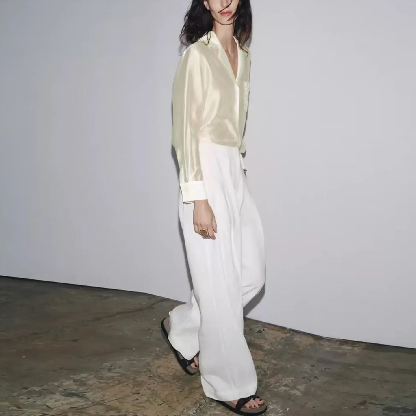 Csa de Mujer con Bolsillo Bordado de Estilo Casual Decorada Otoño 2025 Nueva Moda Personalidad Individual Manga Larga de F...