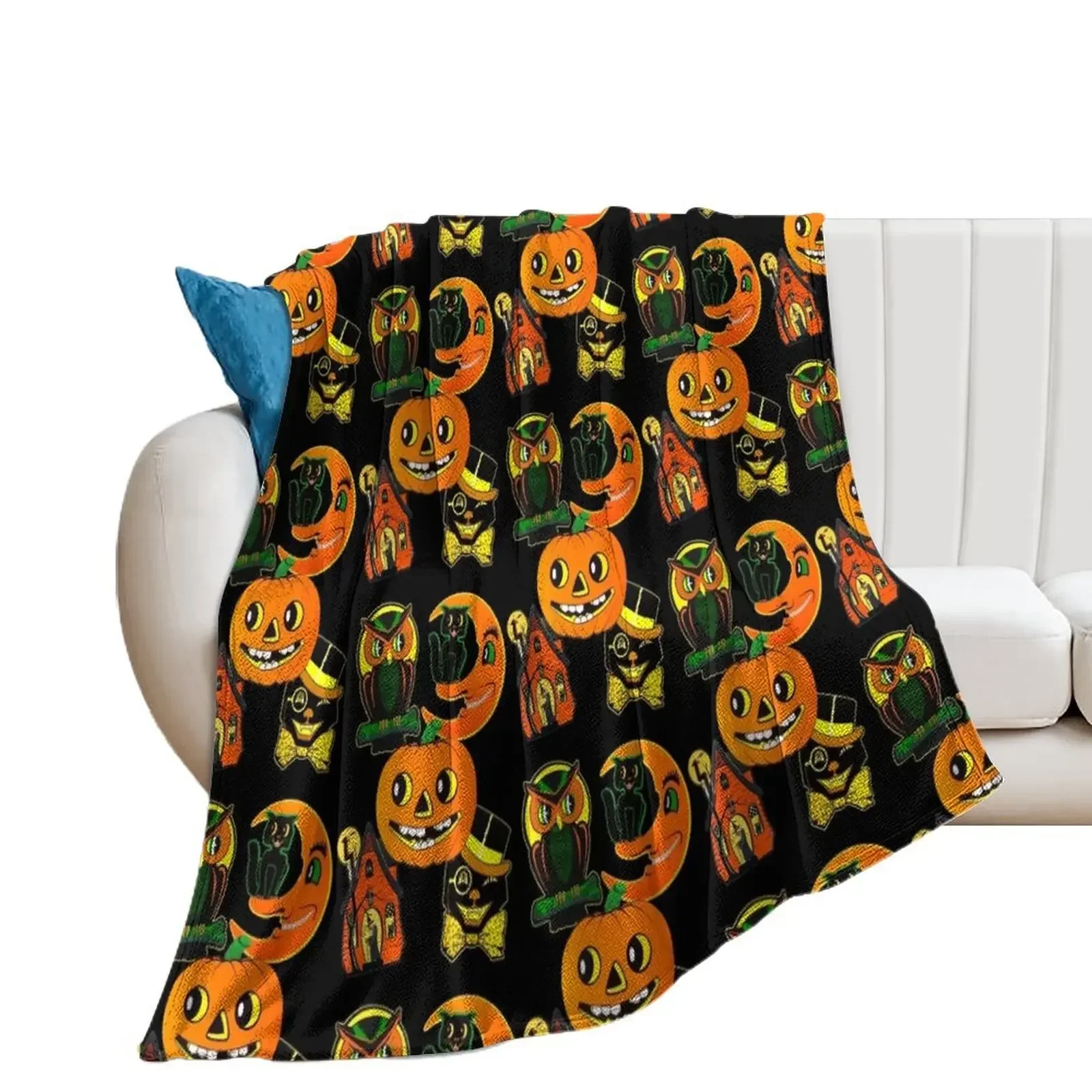 

Vintage Halloween Decorations Throw Blanket Bed covers manga Flannels Cute Blankets