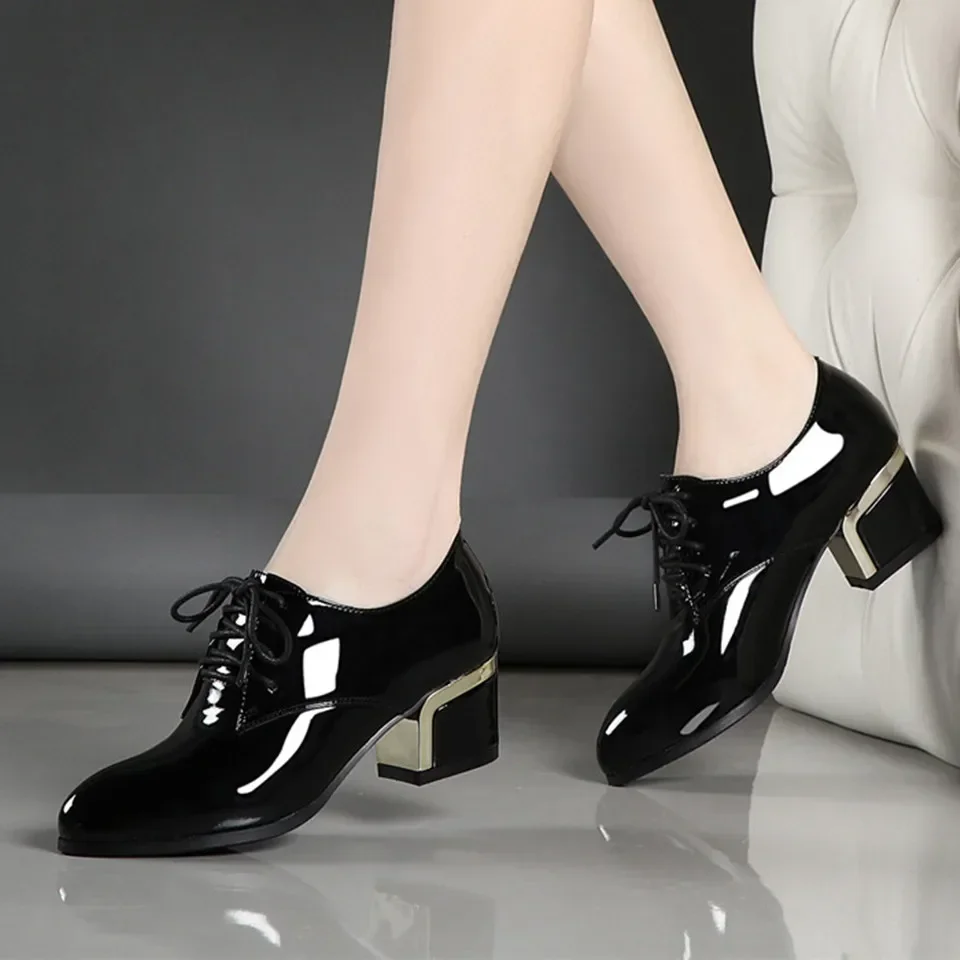 

2025 Spring and Autumn New Medium Heel Thick Lace-up Leather Shoes Patent Leather Single-shoe High Heels