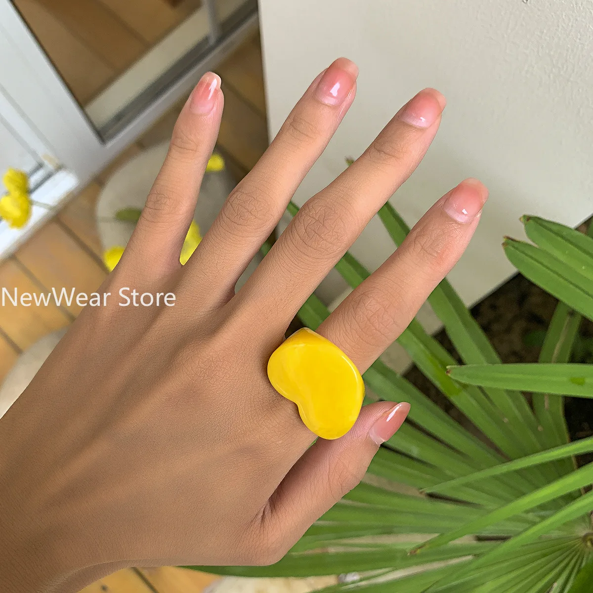 Acrylic Resin Heart Rings for Women Fashion Korean Geometric Ring Colorful Irregular Transparent Finger Ring Jewelry Party Gift