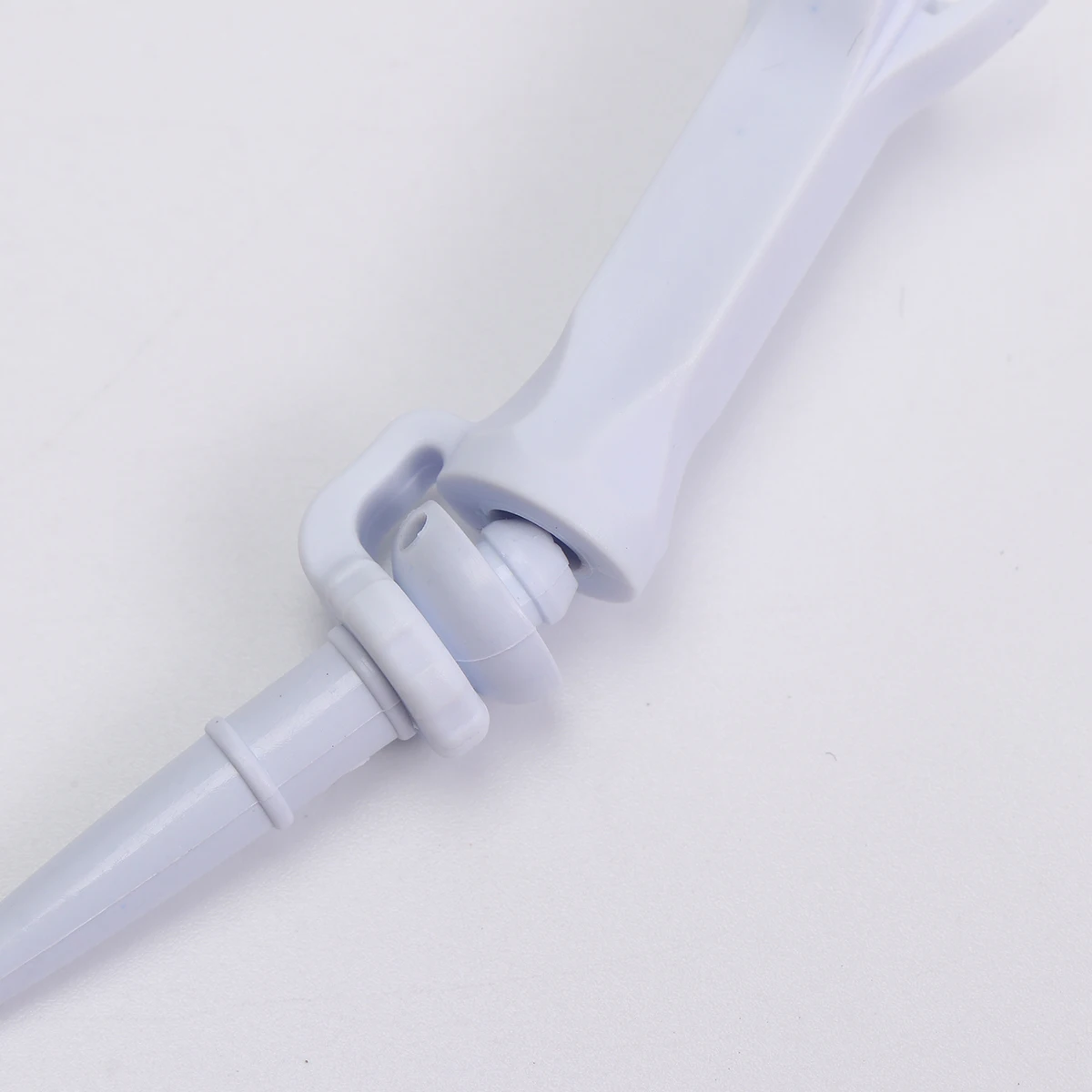 4Pcs Golf Tees Durable Plastic Ball Nails Environmental Friendly Training Equipment Supplies Accessories for Sports