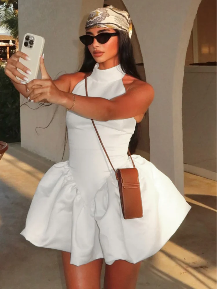 

White Elegant Fluffy A-line Mini Dress Backless Sleeveless O Collar Women Bodycon Patchwork Ruffle Robe 2025 New Y2k Vestidos