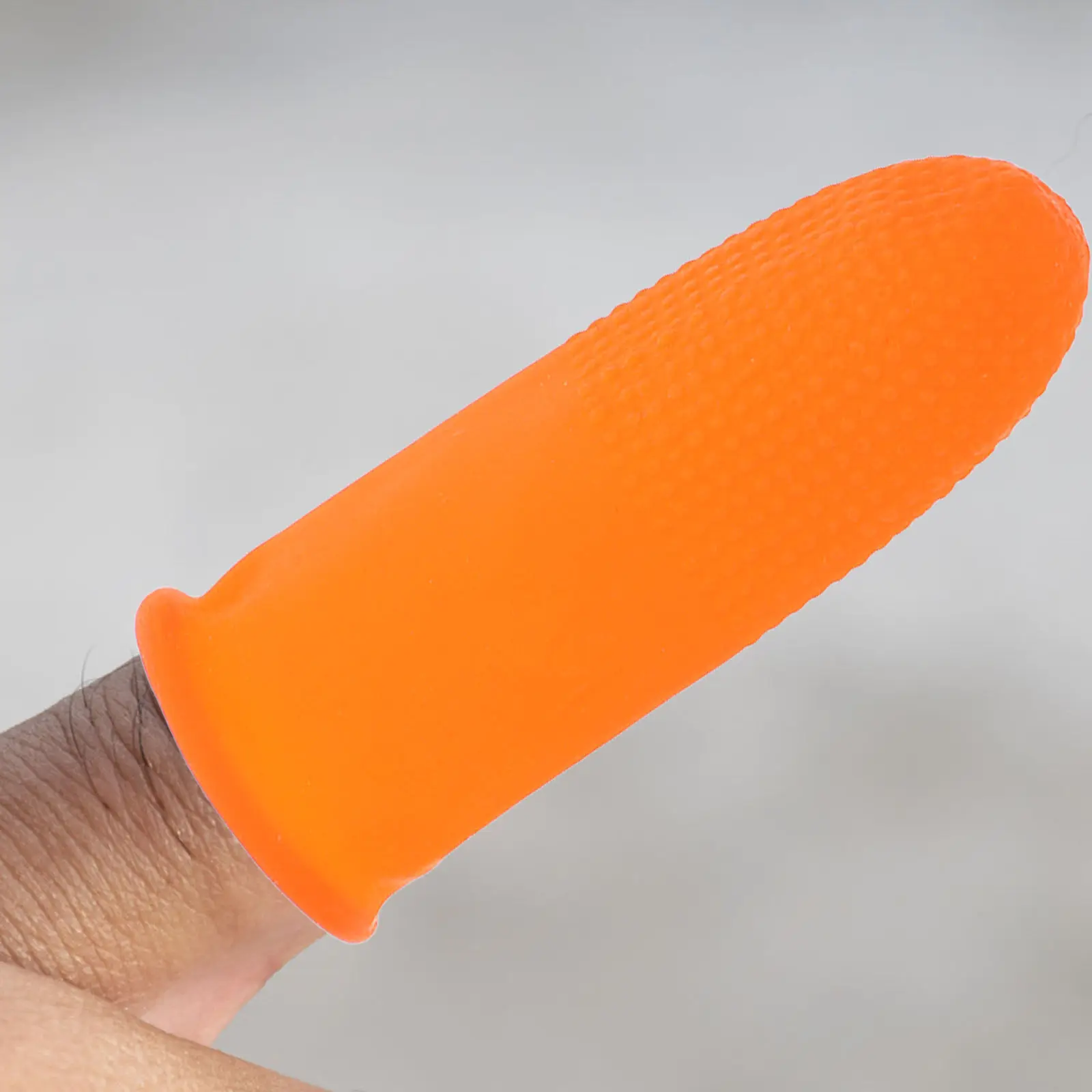 

200Pcs Anti Slip Finger Cots Comfortable Durable Finger Protector Sleeve for Electronics Assembly Use Fingertip Cover