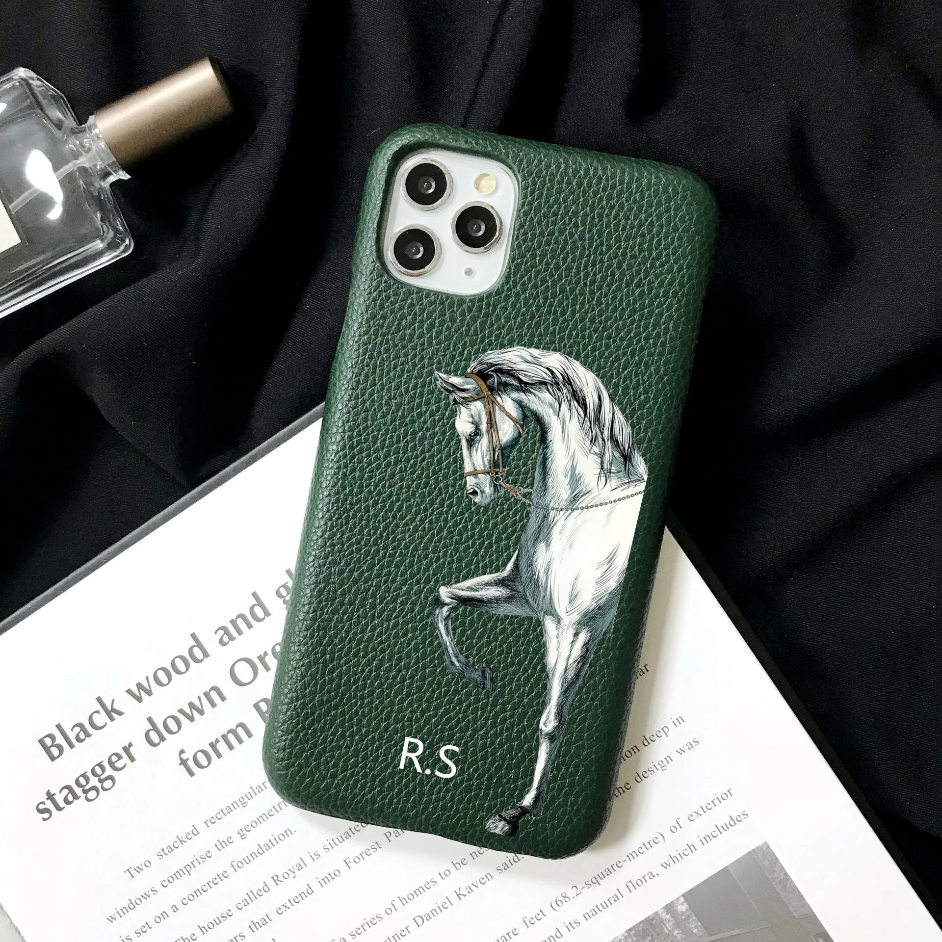 Personalized Customized Name Horse Leather Case For Iphone 16pro max 15 14 13 Pro Max 12 Mini 11 kafr letters Luxury Covers
