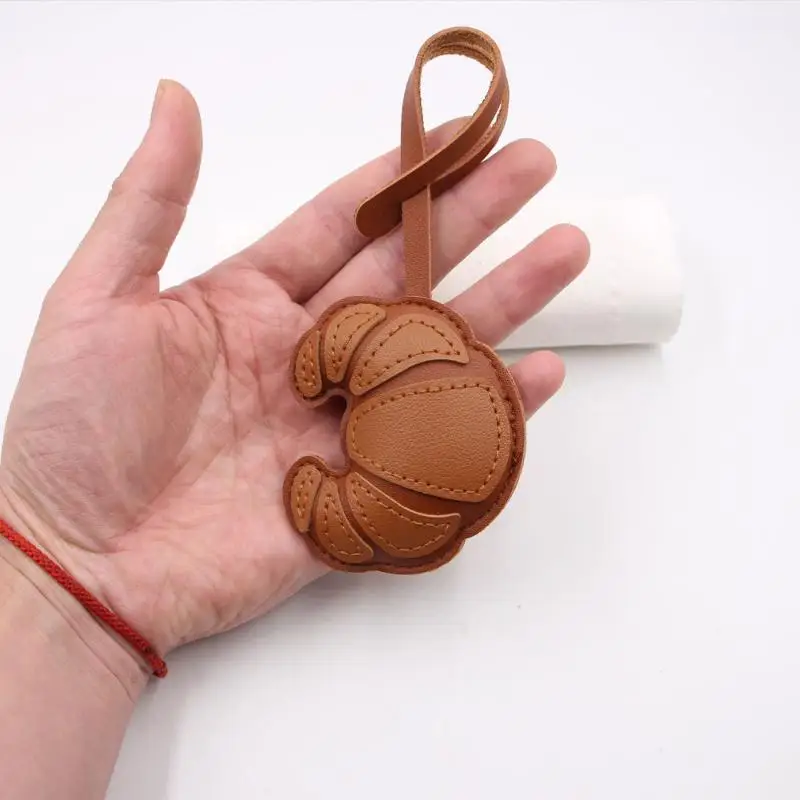 Croissant-förmiger Schlüsselanhänger, Croissant-Charm-Anhänger, Schlüsselring, Schmuck für Mädchen und Frauen, Geschenk, Taschendekoration – Detail 6