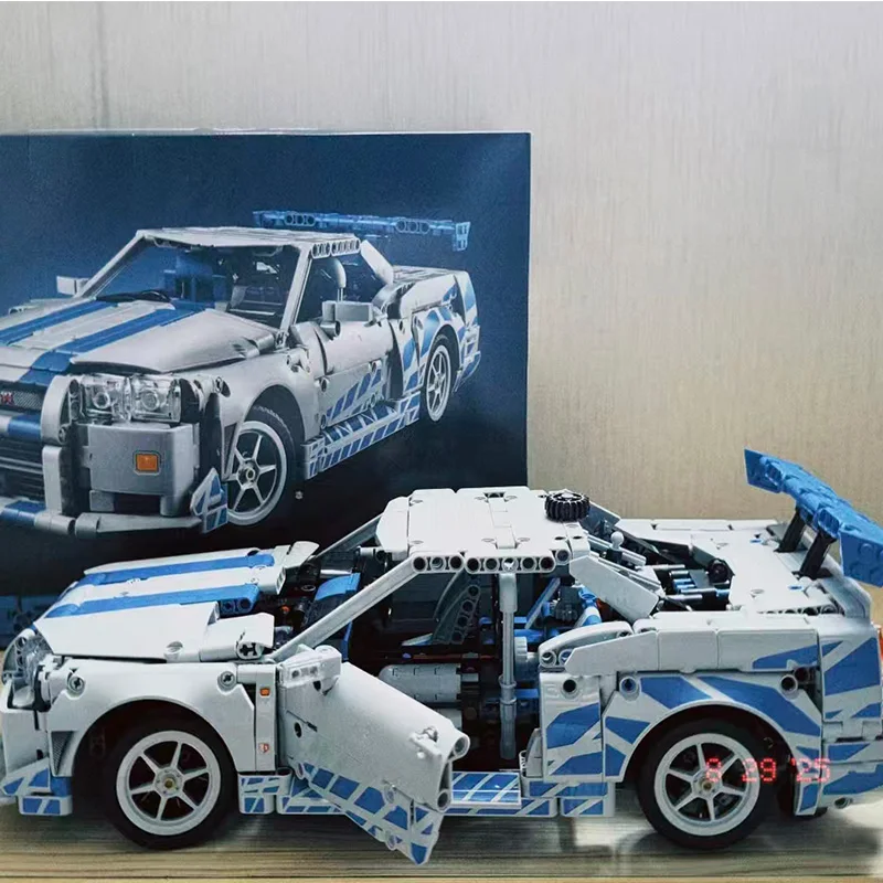 مجموعة ميكانيكية جديدة لعام 2025 "الله الحرب" GT-R34 مجموعة نماذج سيارة رياضية، هدية عيد ميلاد، هدية عيد الميلاد، ألعاب تعليمية