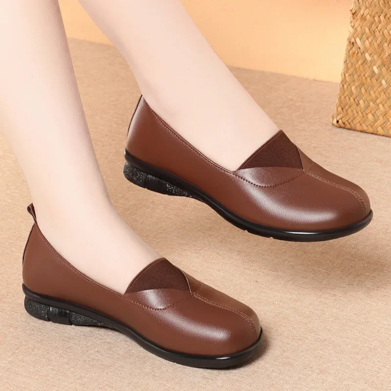 Chaussures plates en cuir véritable, confortables et de qualité, à enfiler, pour femmes, mocassins décontractés printemps-automne 2026, pour la marche quotidienne des mères