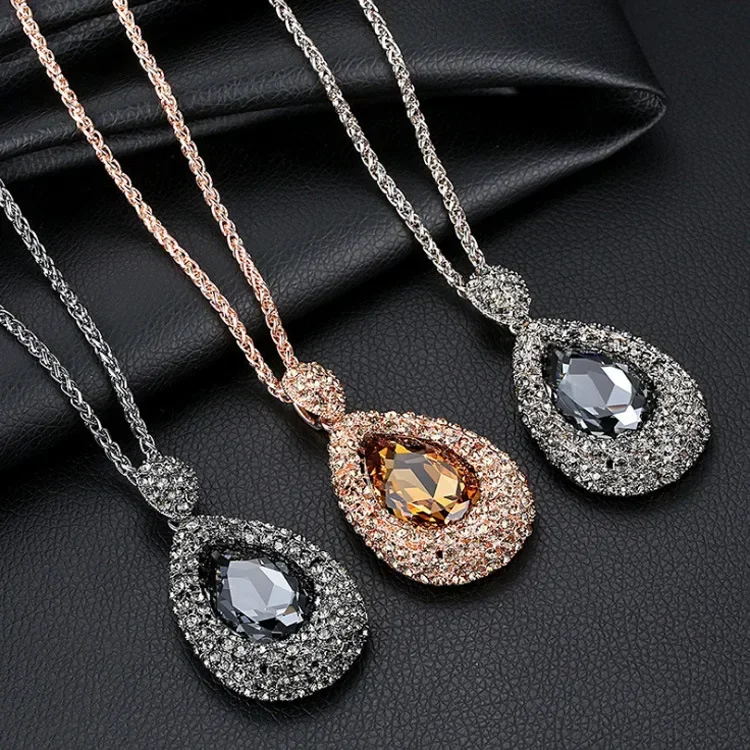 Fashion Korean Women\'s Necklace Rhinestone Crystal Water Drop Pendant Long Sweater Chain  For Women Party Jewelry