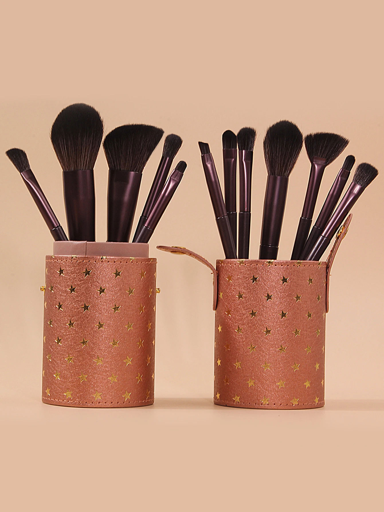 Essentieel voor beginners! Makeup Bucket Make-upborstelset van 12 make-up, oogschaduw met zachte basis en alles-in-één gezichtsborstels