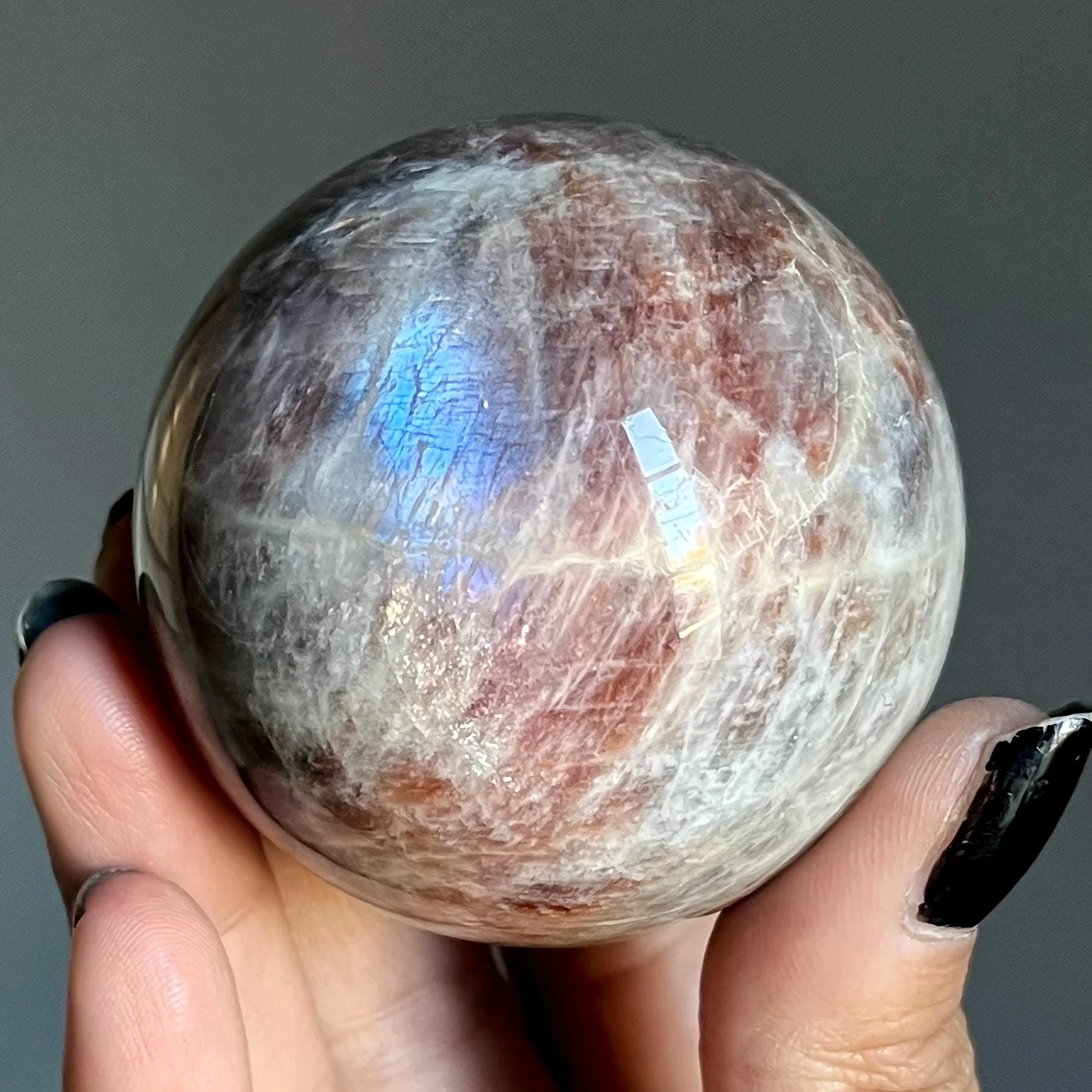 

1 шт. Сферический кристалл солнечного камня на основе лунного камня, Luster MinerPure Crystals, идеальный декор для дома и уникальный праздничный подарок