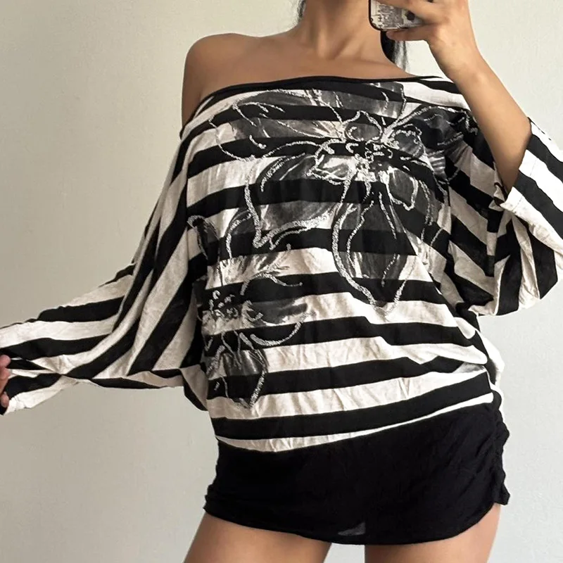Vrouwen T-shirts Gestreepte Tops Print Een Schouder Slash Hals Lange Mouwen Lichte Strech Slim Fit Casual Streetwear 2025, Zomer