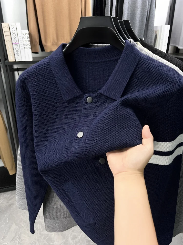 

Модные бренды мужские трикотажные пуговицы кардиган осенний новый корейский стиль молодежный тренд полосатый удобный карман Перевернутый воротник жакет свитер пальто