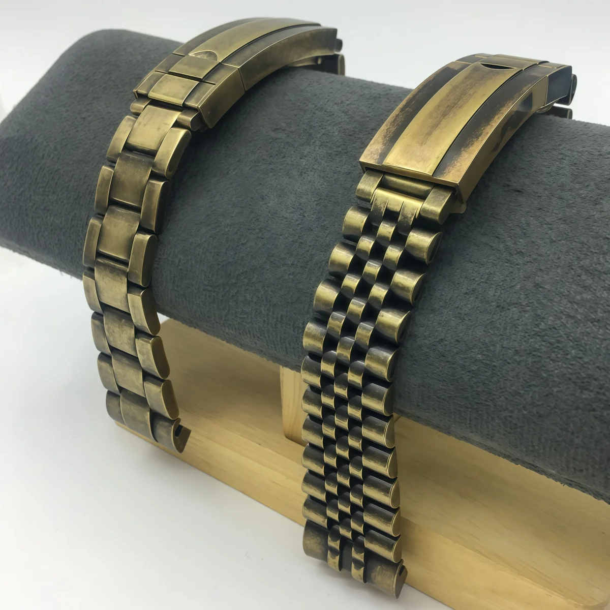 

20mm bronze bracelet stainless steel solid strap folding buckle men's strap is suitable for 39mm and 40mm case sliding buckle