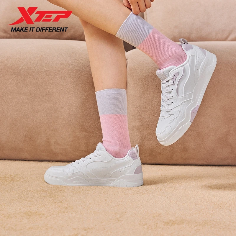 

Xtep Haobai Обувь для скейтбординга для женщин Нескользящая повседневная обувь Мягкие модные винтажные шикарные кроссовки в стиле ретро 874118310005