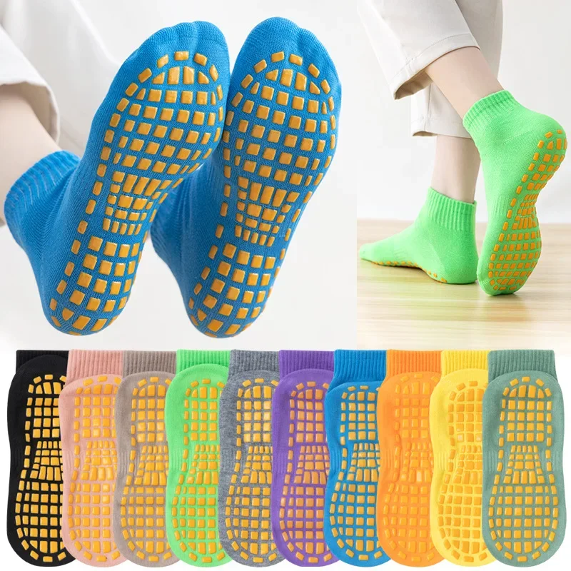 

3 Pairs Anti-Slip Floor Socks Women Trampoline Sock Middle Tube Breathable Cotton Socks Elasticity Sports Men Outside Yoga Socks