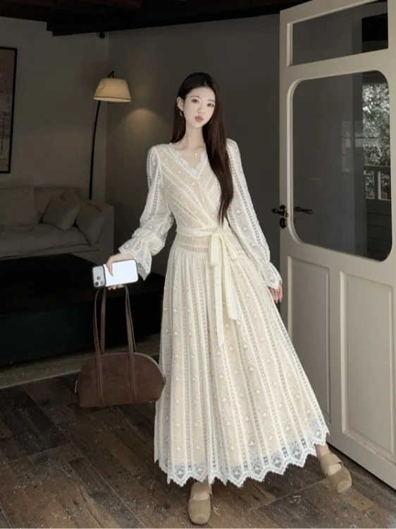 

Женское кружевное платье больших размеров с V-образным вырезом и поясом, весенне-летнее, приталенное, А-силуэт, длинное, в корейском стиле, для повседневной носки