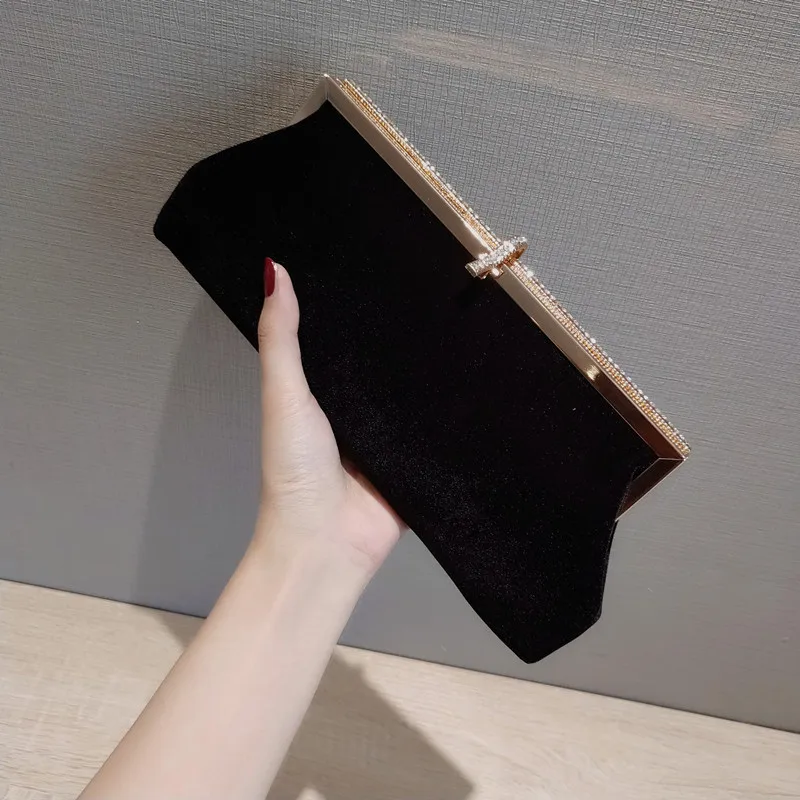 High-end Women Velvet Evening Bag New Fashion Fish Hook Lock Clutch Purses Female Handbags Chain Shoulder Bags for Wedding Party