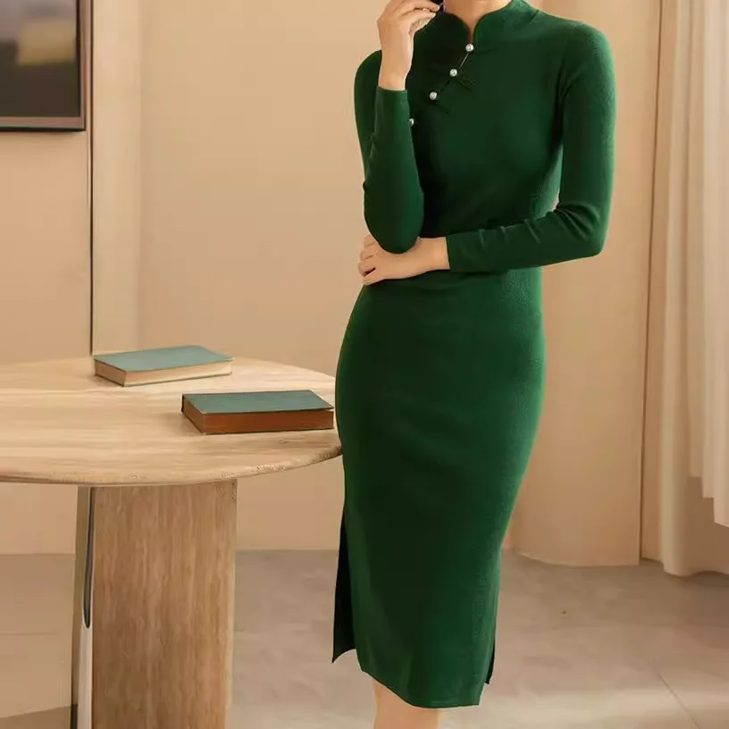

6552 Peerless Beauty~ New Chinese National Style Cheongsam Improved Version Pearl Slit Curve Inner Long Dress