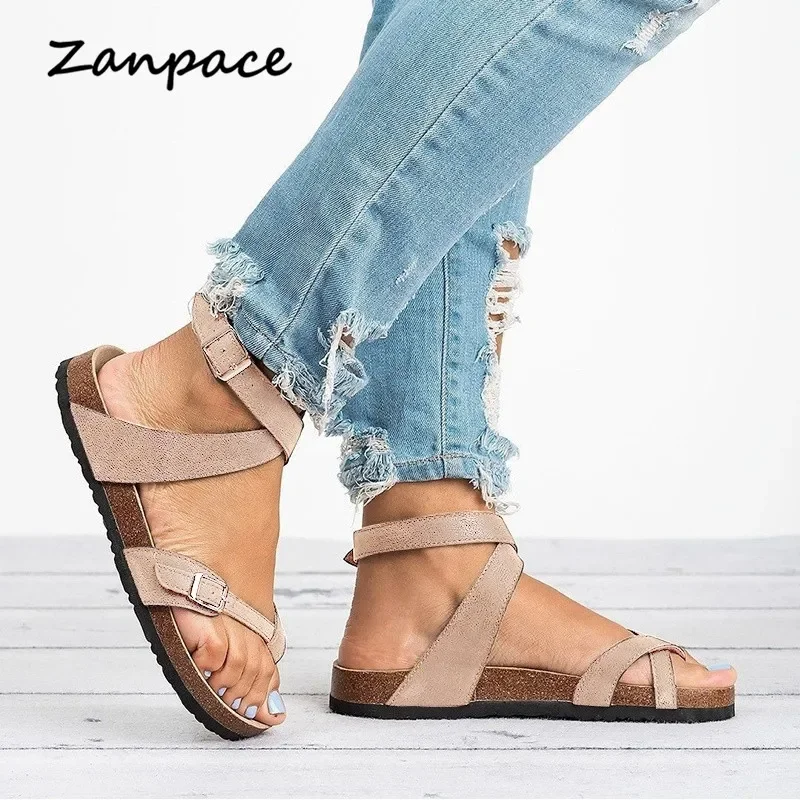 2023 Women Flat Sandals Summer Plus Size 44 Casual Beach Shoes Women Buckle Strap Gladiator Open Toe Flops Women Black Brown