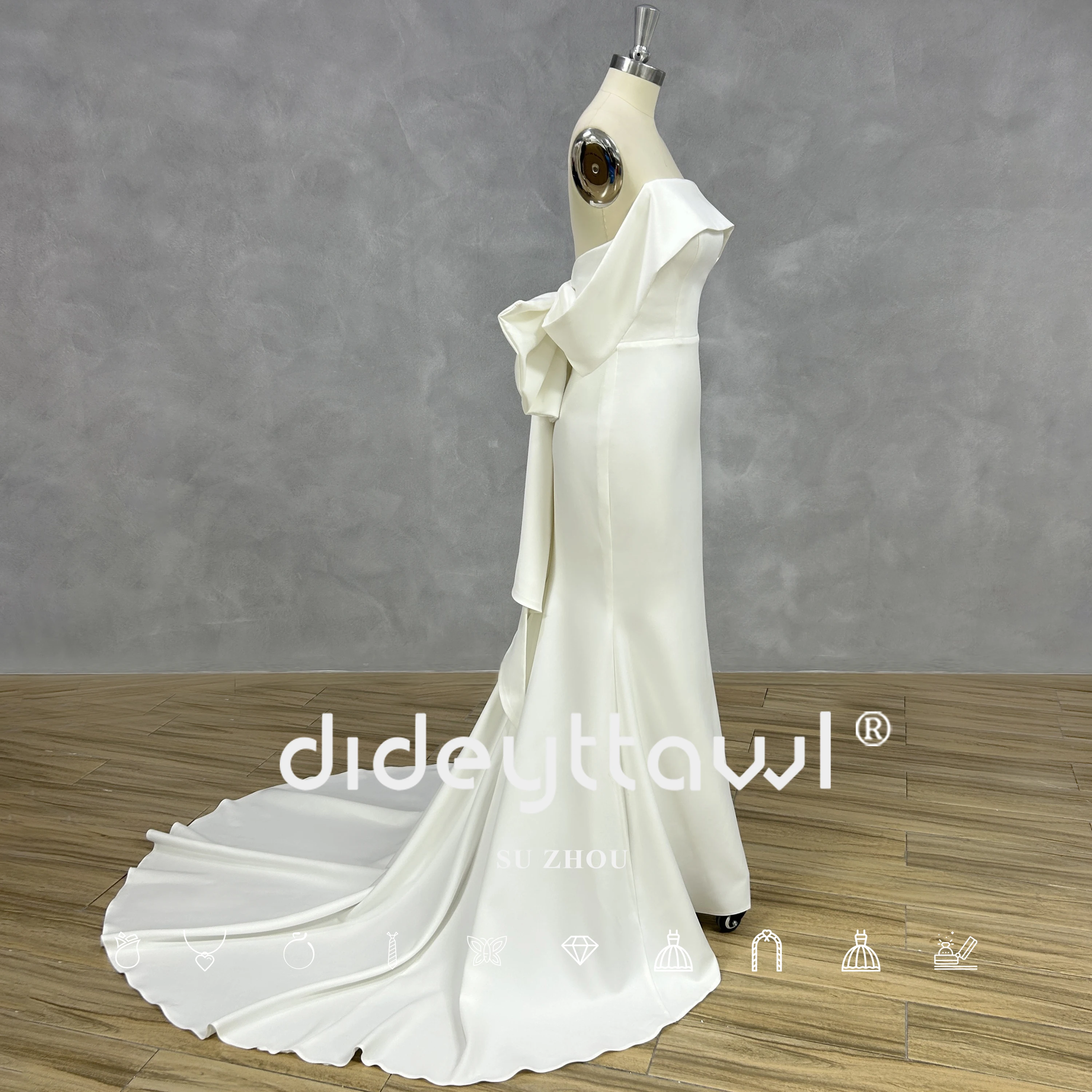 DIDEYTTAWL Real Picture Off-Shoulder Crepe Mermaid Wedding Dress Zipper Back Detachable Bow Court Train Bridal Gown Custom Made