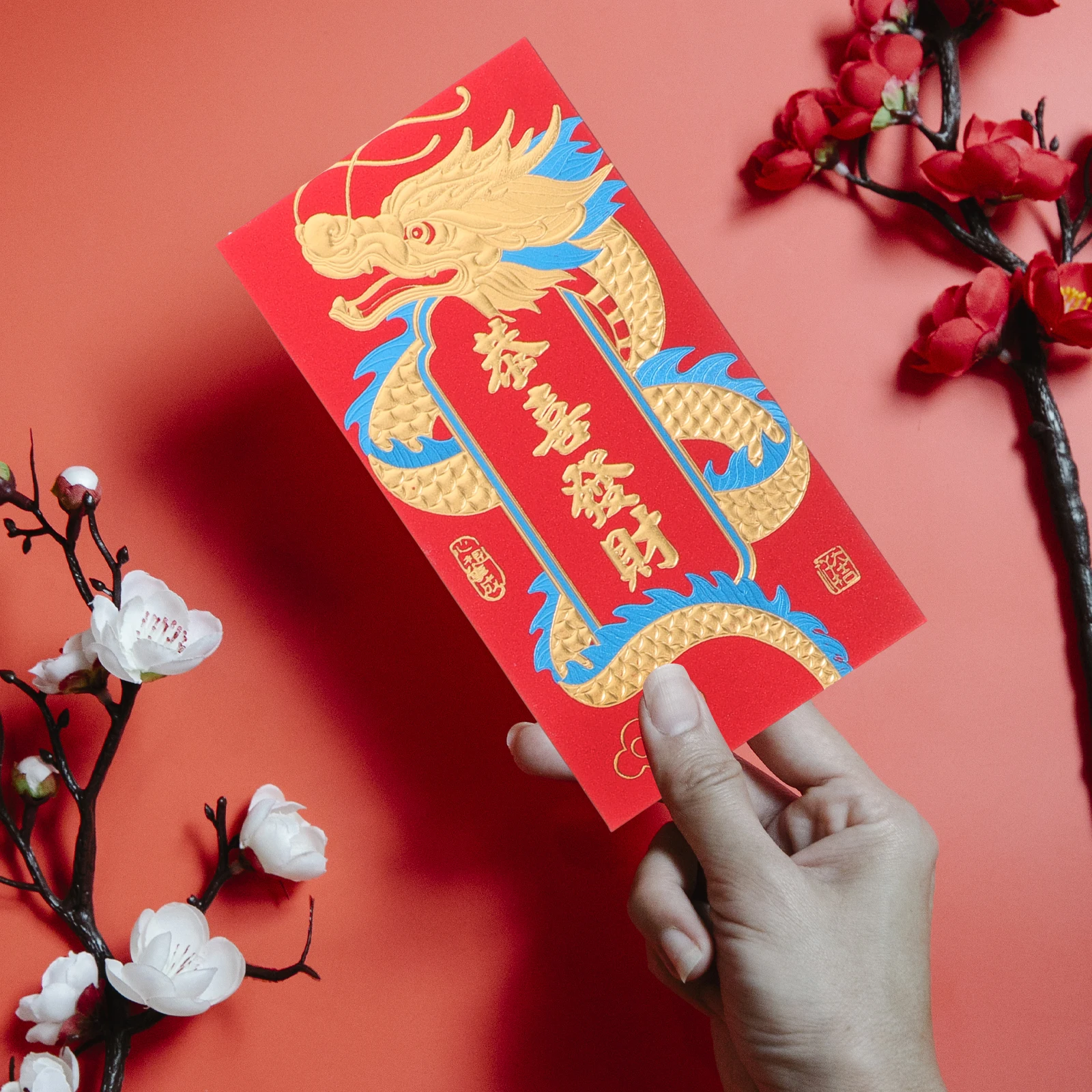 

6Pcs Elegant Gold Foil Dragon Red Envelopes 2024 Traditional Red Packets Money Bags for Festival Gift Giving 2024 Money Bag