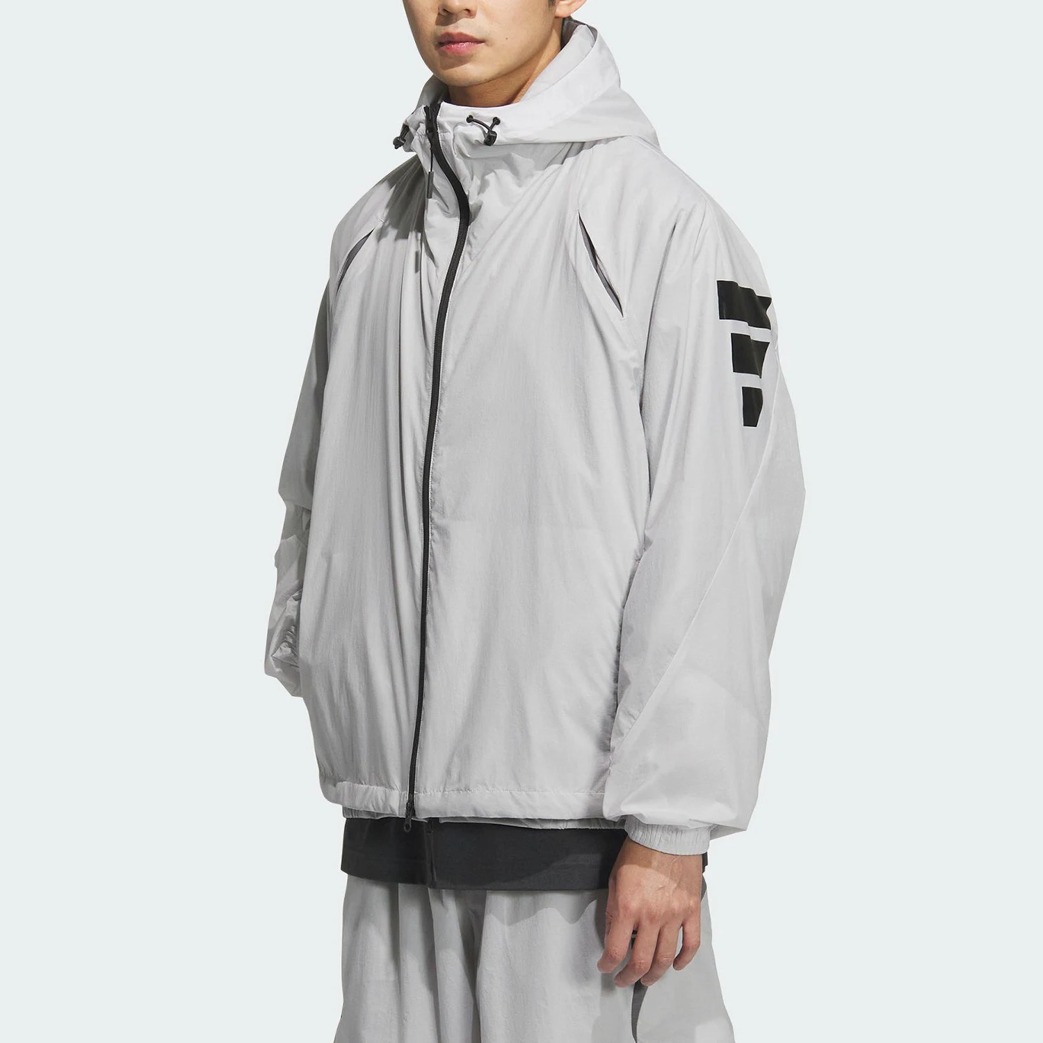 

Официальная новая мужская спортивная тканая свободная куртка Adidas с капюшоном JM6232