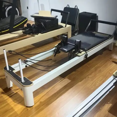 Factory Commercial Folding Reformador Gym Studio Equipment Collapsible Foldable Beds Machine Aluminum Pilates Reformer gym body