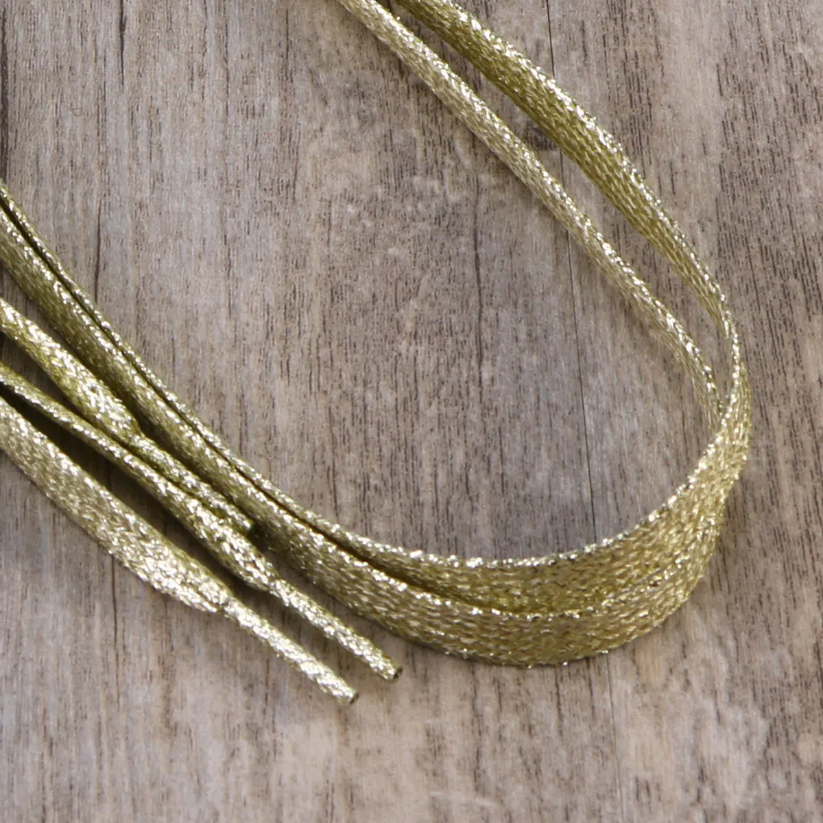 

1.1m Flat Glitter Shoelaces Colored for Men Women Sneakers Athletic Shoes Trendy Shiny Laces Multi Purpose Craft Supply