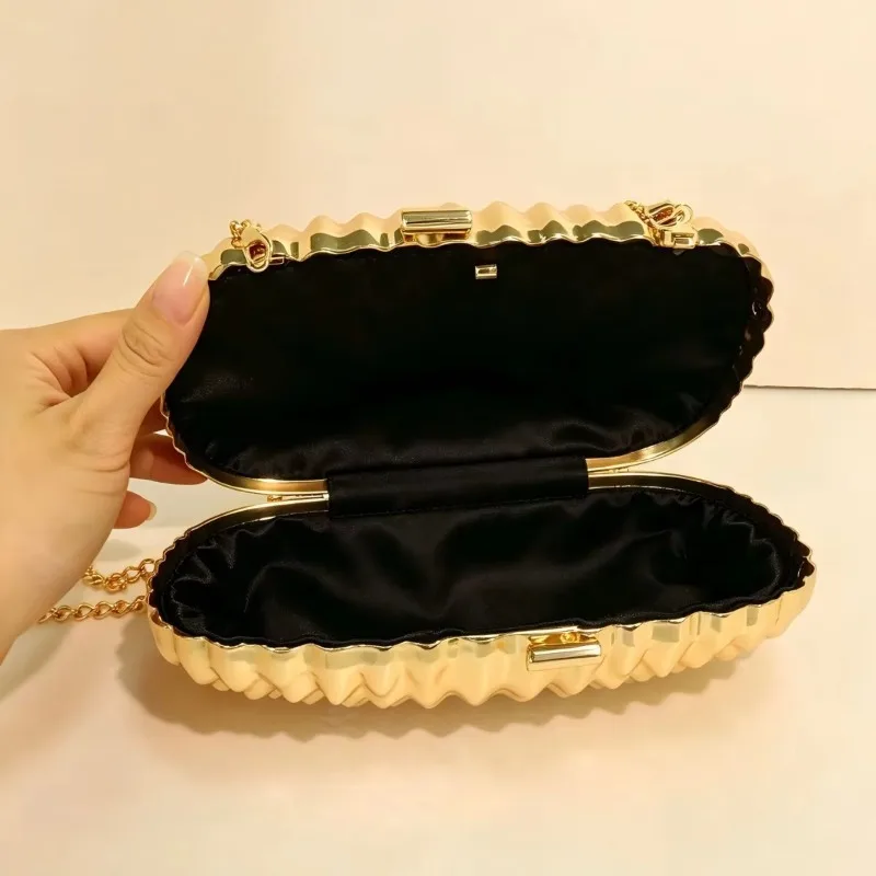 Shell Pattern Clutch Bag 2026 Gold Texture Dinner Bag Temperament Celebrity Shoulder Messenger Women's Bag Light Luxury 6