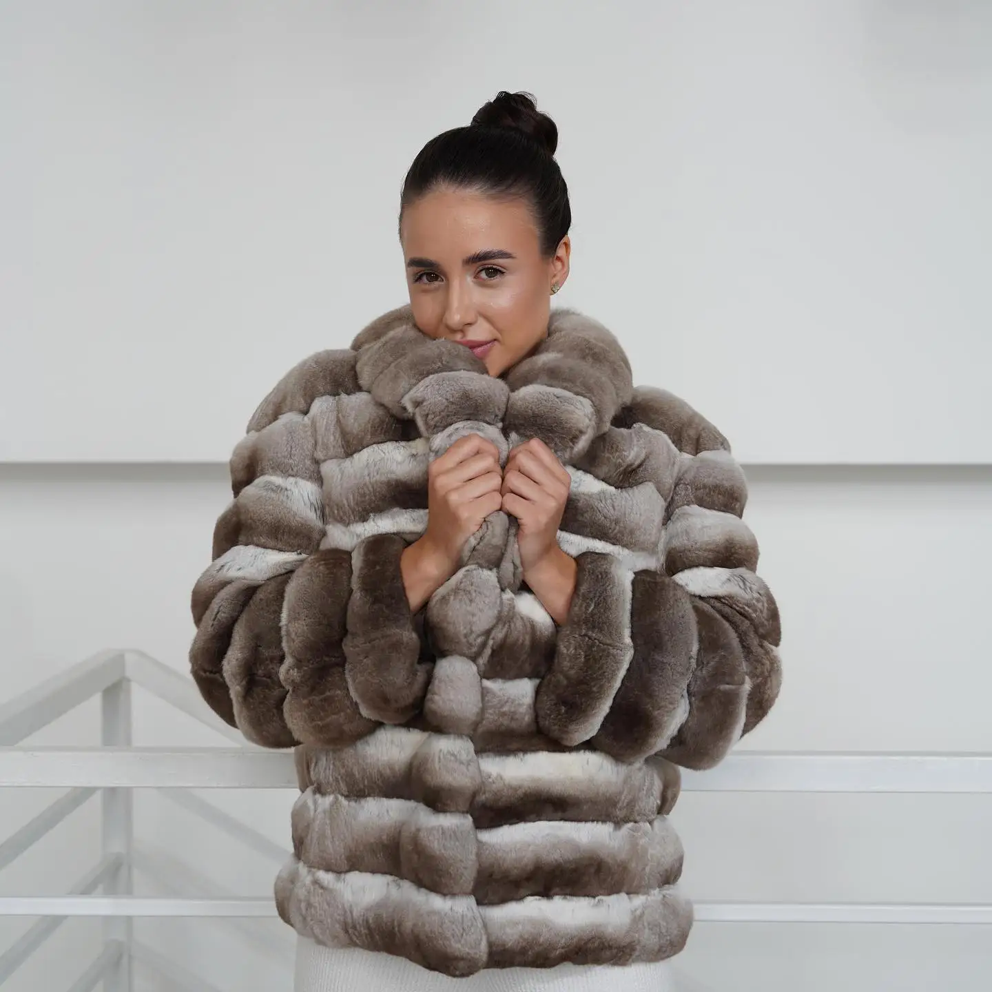 

Fashion Women Natural Rex Rabbit Fur Jacket with Turn-down Collar Winter New Woman Thick Warm Fur Overcoats Luxury Rabbit Coats