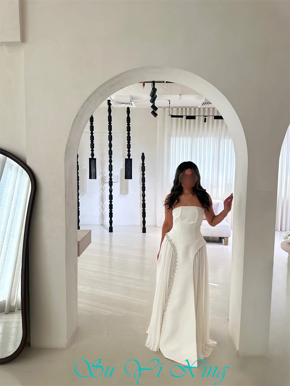 Customized Simple White Chiffon Celebrity Gowns Formal Strapless Sleeveless Evening Dress Elegant Straight Crystal Party Dresses