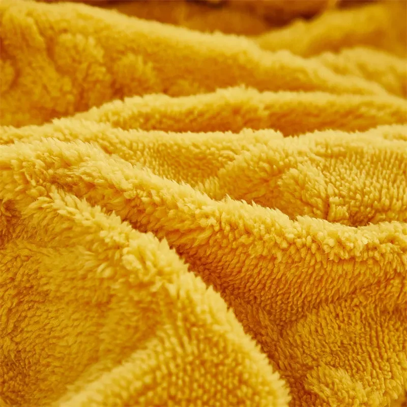 Bonenjoy Winter Warm Bed Sheet Yellow Color Taff Velvet Fleece Bed Linen Single Plush drap de lit 2 personnes Thick Bed Cover