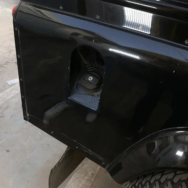 Autocollants de décoration de plaque inférieure de bouchon de réservoir de carburant de voiture en alliage d'aluminium, pour Land Rover Defender 90 110 130 2004 – 2018, accessoires de voiture