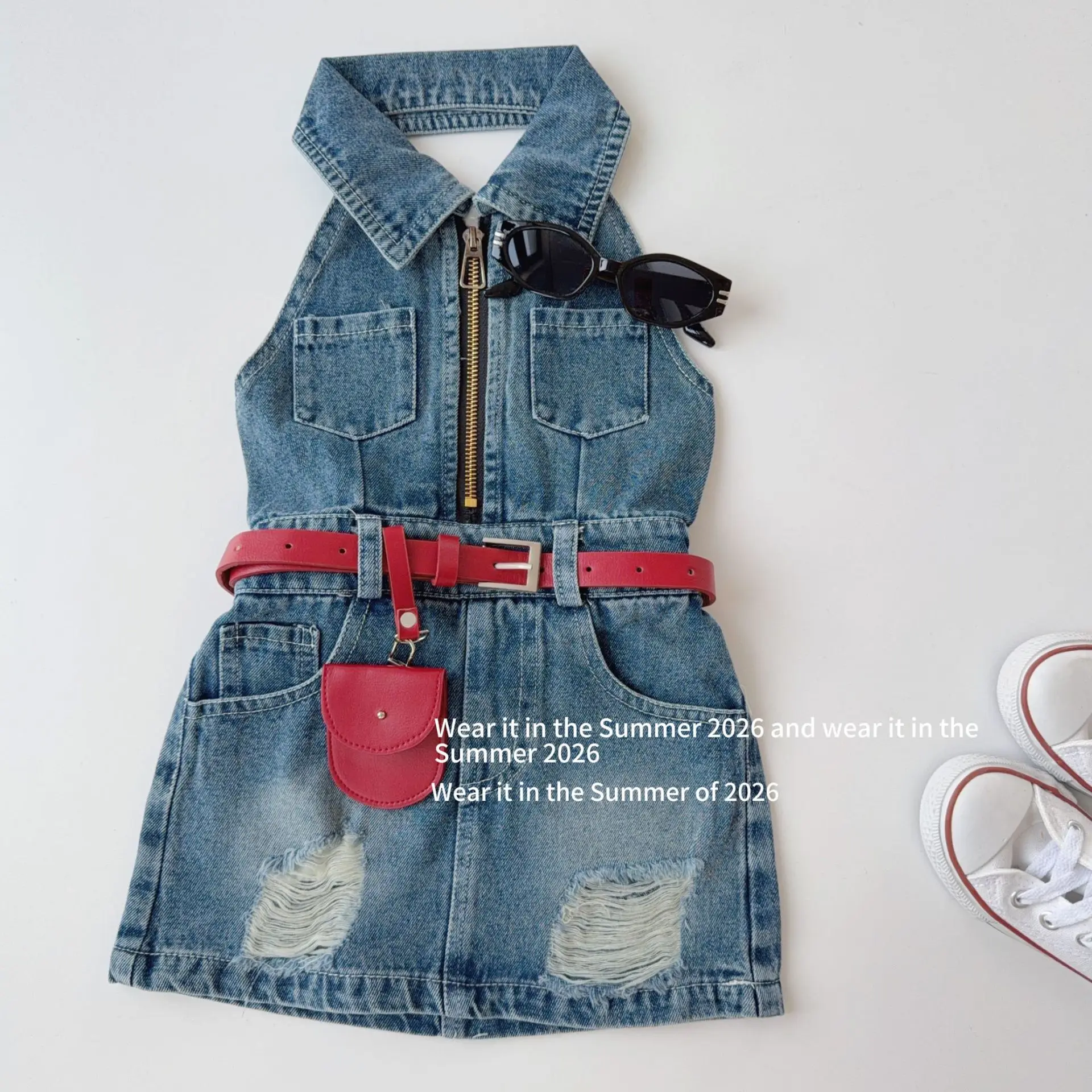 Vestido Infantil Feminino 2026 Primavera e Verão Nova Coleção Roupa Infantil Estilo Coreano Menina Bebê Moda Retrô Saia Jeans com Zíper e Gola Halter