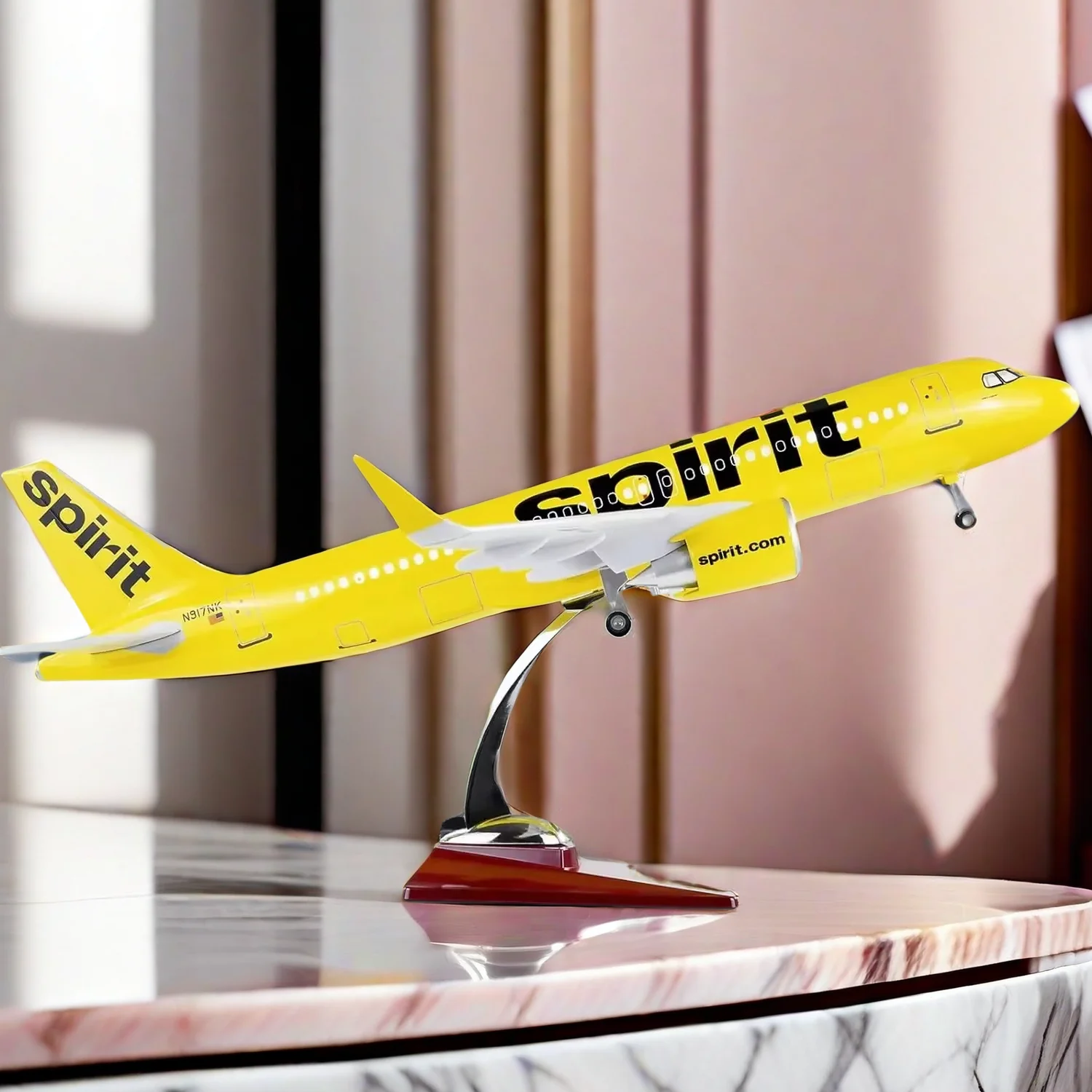 

1:80 Scale Large Airplane Model Spirit Airlines Airbus 320 Plane Model Diecast Airplanes with LED Light for Collection or Gift