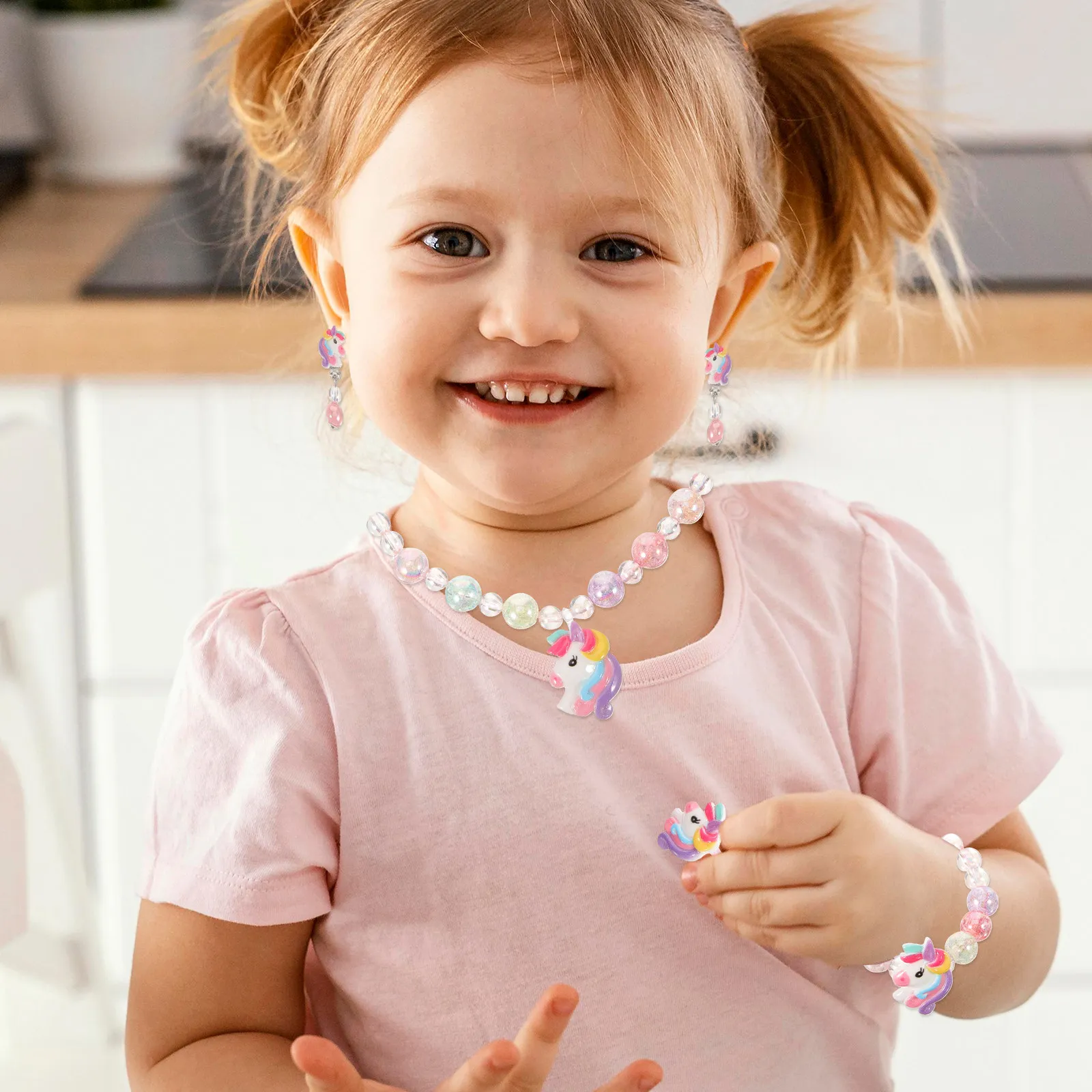 

Набор украшений с единорогом (1 комплект) для детей 4-6, 6-8, 8-12 лет: силиконовый браслет, ожерелье, серьги, часы-браслет. Подарки с единорогами для украшений.