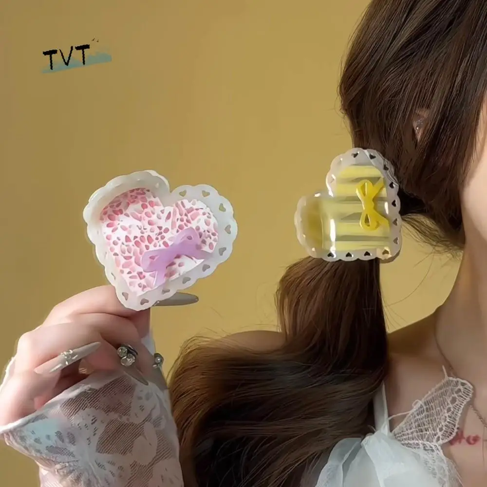 

Hair Accessories Elegant Heart Shark Clip Korean Style Hollow Out Acetic Acid Hair Claw Stripe Solid Color Bow Hair Claw Friends