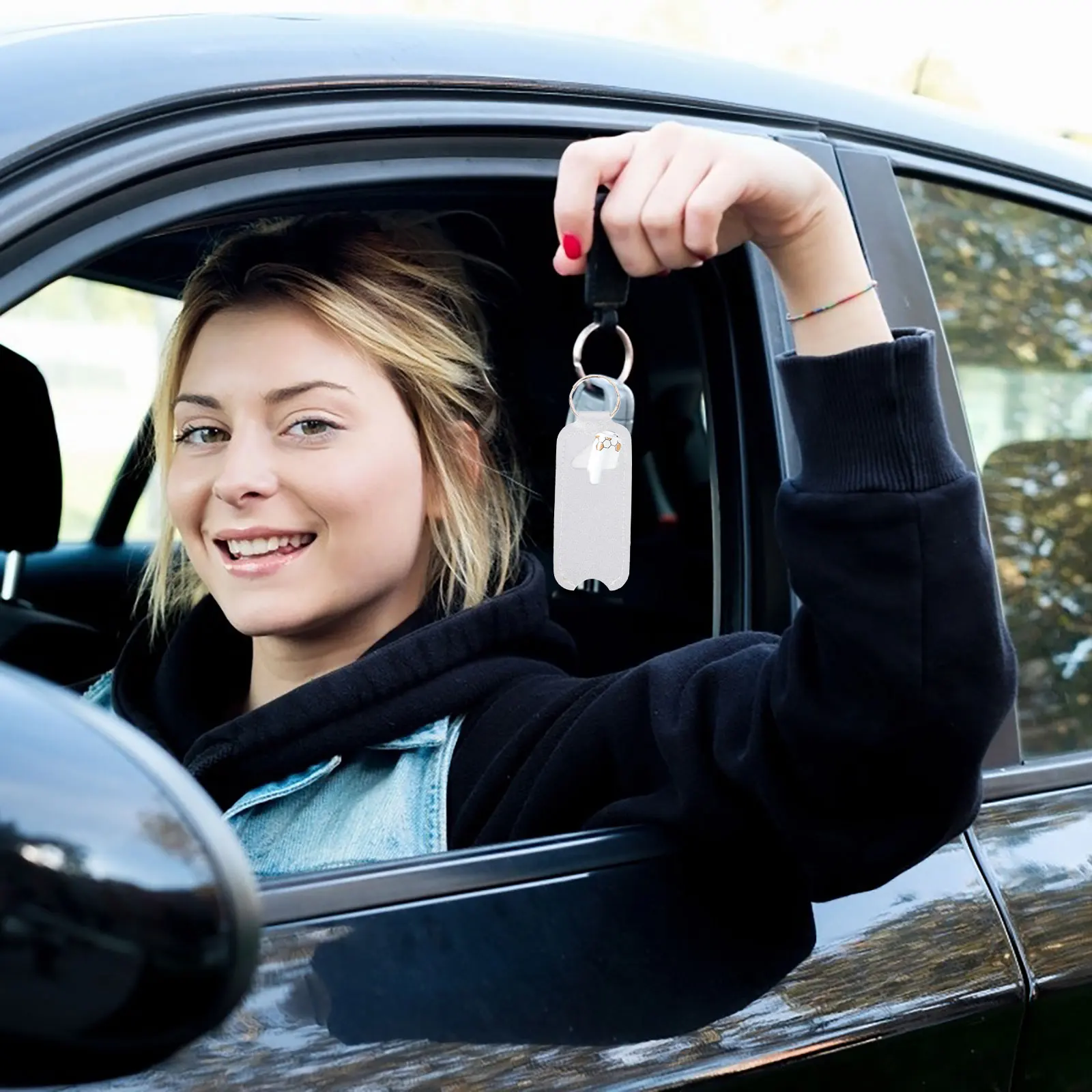 

4Pcs PU Lipstick Storage Sleeve Bag Portable Keychain Holder No Unpleasant Smell Perfect for Travel Hiking Camping