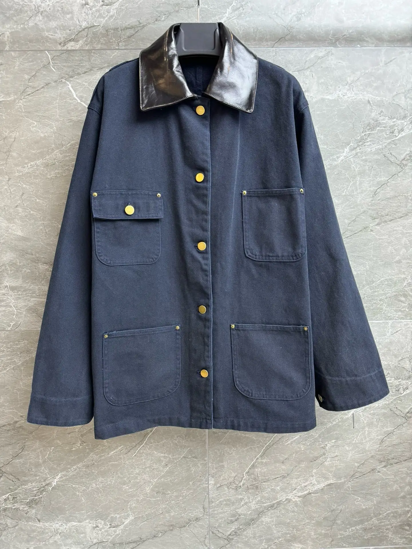 เสื้อแจ็คเก็ตผ้าแคนวาสวินเทจ คอลเลคชั่นฤดูใบไม้ร่วง-ฤดูหนาว 2025 ทรงหลวม กระชับหุ่น และใช้งานได้หลากหลาย