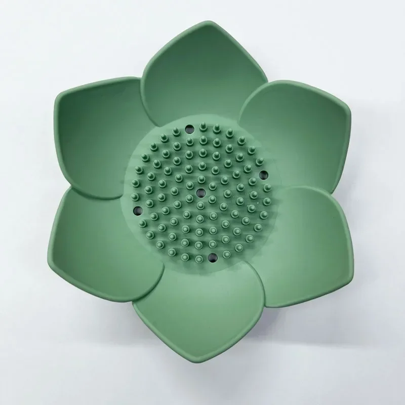 Soap Box Lotus Shape Non-slip Portable Silicone for Water Draining Solid Color Draining Soap Dish Bathroom Accessories