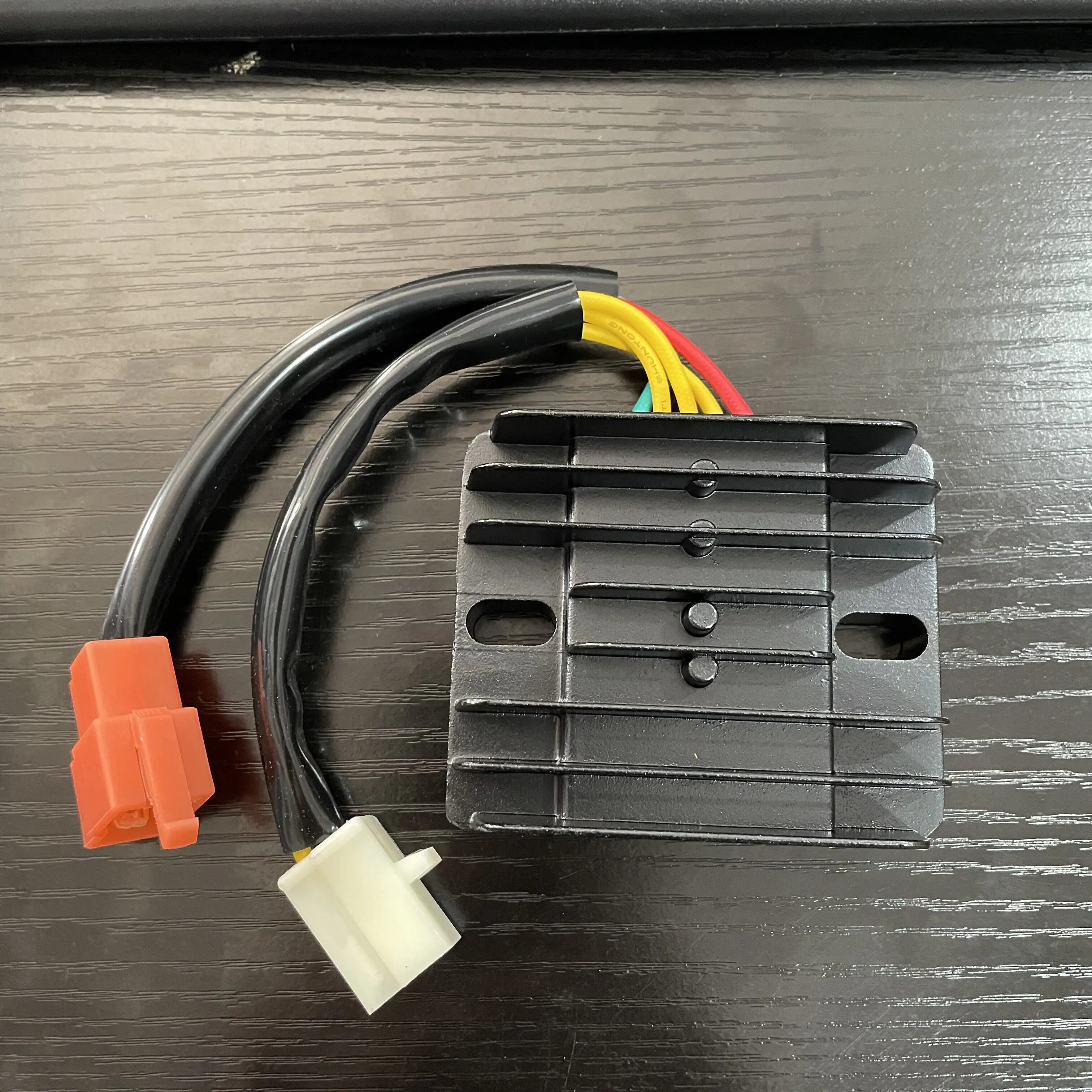 Motorcycle Voltage Regulator Rectifier Charger For Lifan LF125-7R LF150-9E 5 Wires Full Wave Rectifier