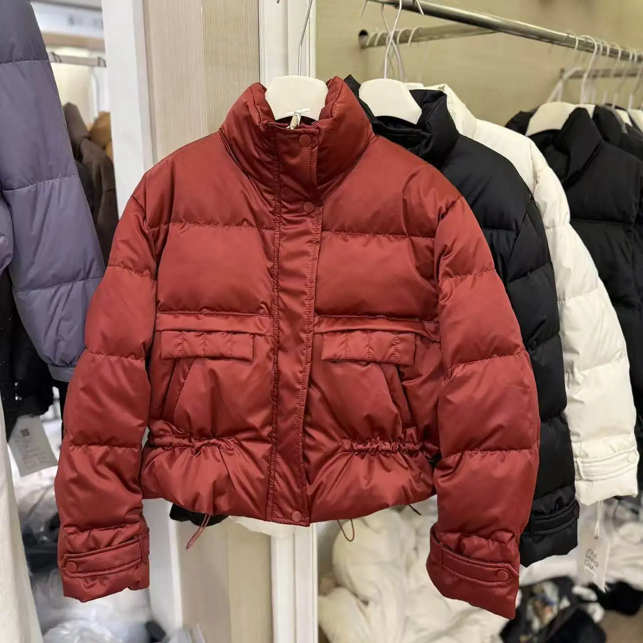 여성용 가을 겨울 두꺼운 따뜻한 흰색 오리털 숏 코트 여성 스트리트웨어 터틀넥 긴 소매 허리 조임 다운 아우터웨어