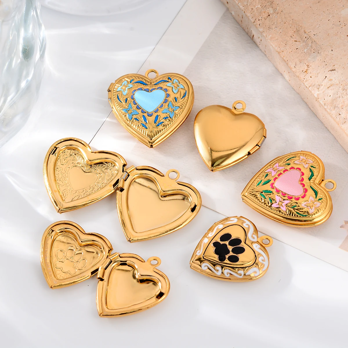 Großhandel 4 Stück/Set Emaille Bunte Fotorahmen-Medaillon-Anhänger Edelstahl Herz-Charms für Schmuckherstellung DIY-Zubehör – Detail 6