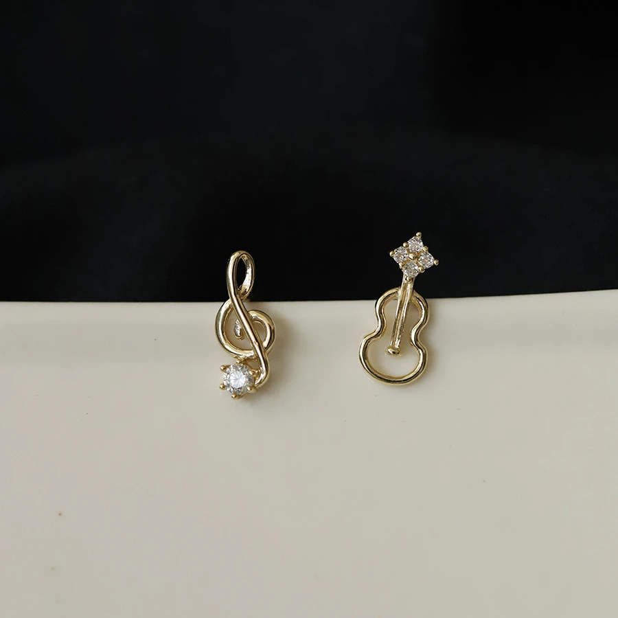 925 Sterling Silver Musical Note Violin Stud Earrings for Girls Trend 2023 Hollow Out Mini Korean Earring Lady Piercing Jewelry